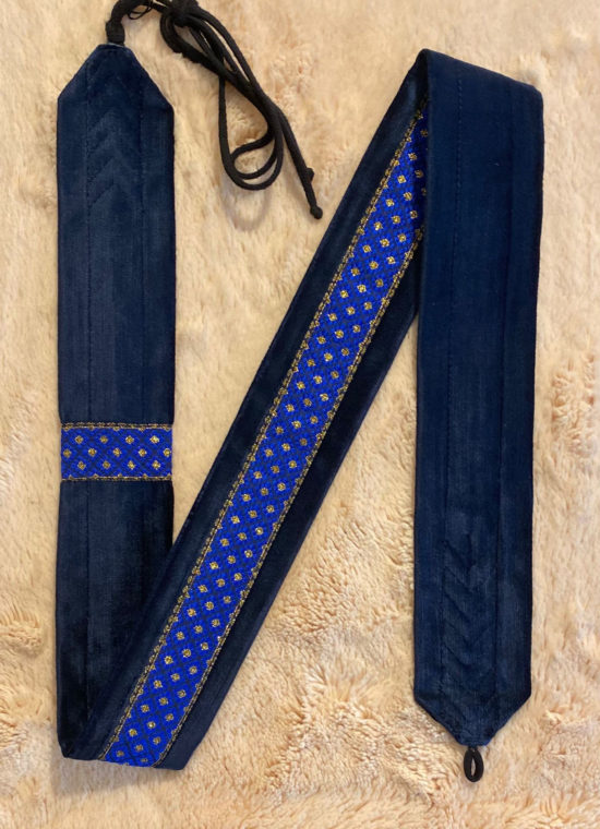 Arion Straps - for lutes, guitars / Instrumentengurt: 105 x 5,5 cm, dark blue / dark blue romb on gold