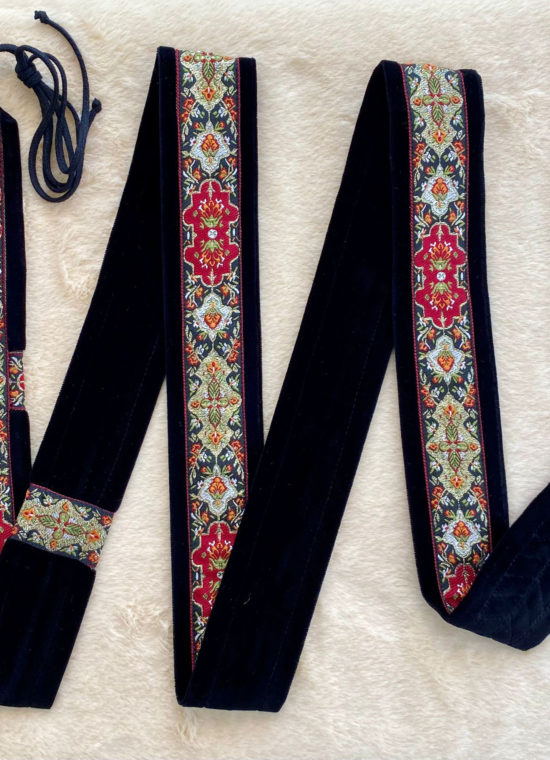 Arion Straps - for lutes, guitars / Instrumentengurt: 196 x 5,5  black - silver green orange red vintege on black