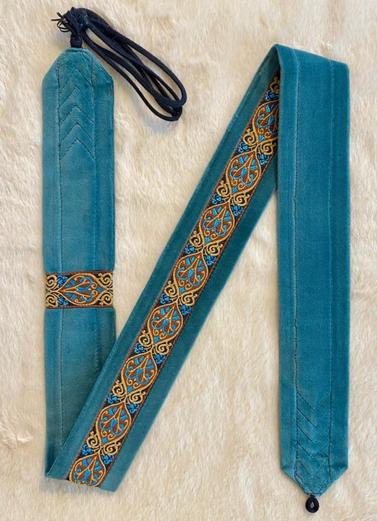 Arion Straps - for lutes, guitars / Instrumentengurt: 105-5,5-33 bright petrol blue / orange blue on black