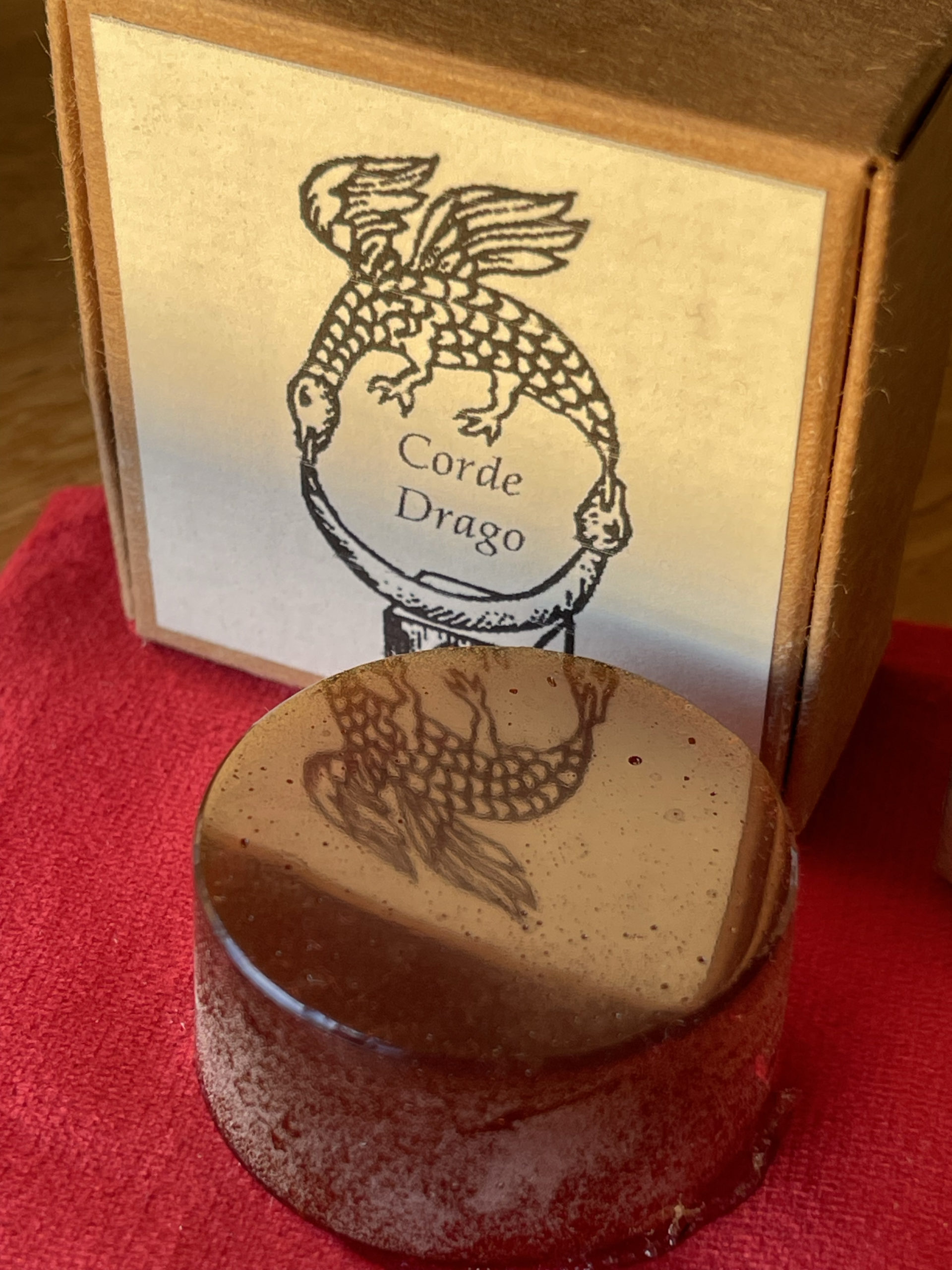 Cordedrago - Rosin / Kolophonium "Dragon's blood" – Bild 3