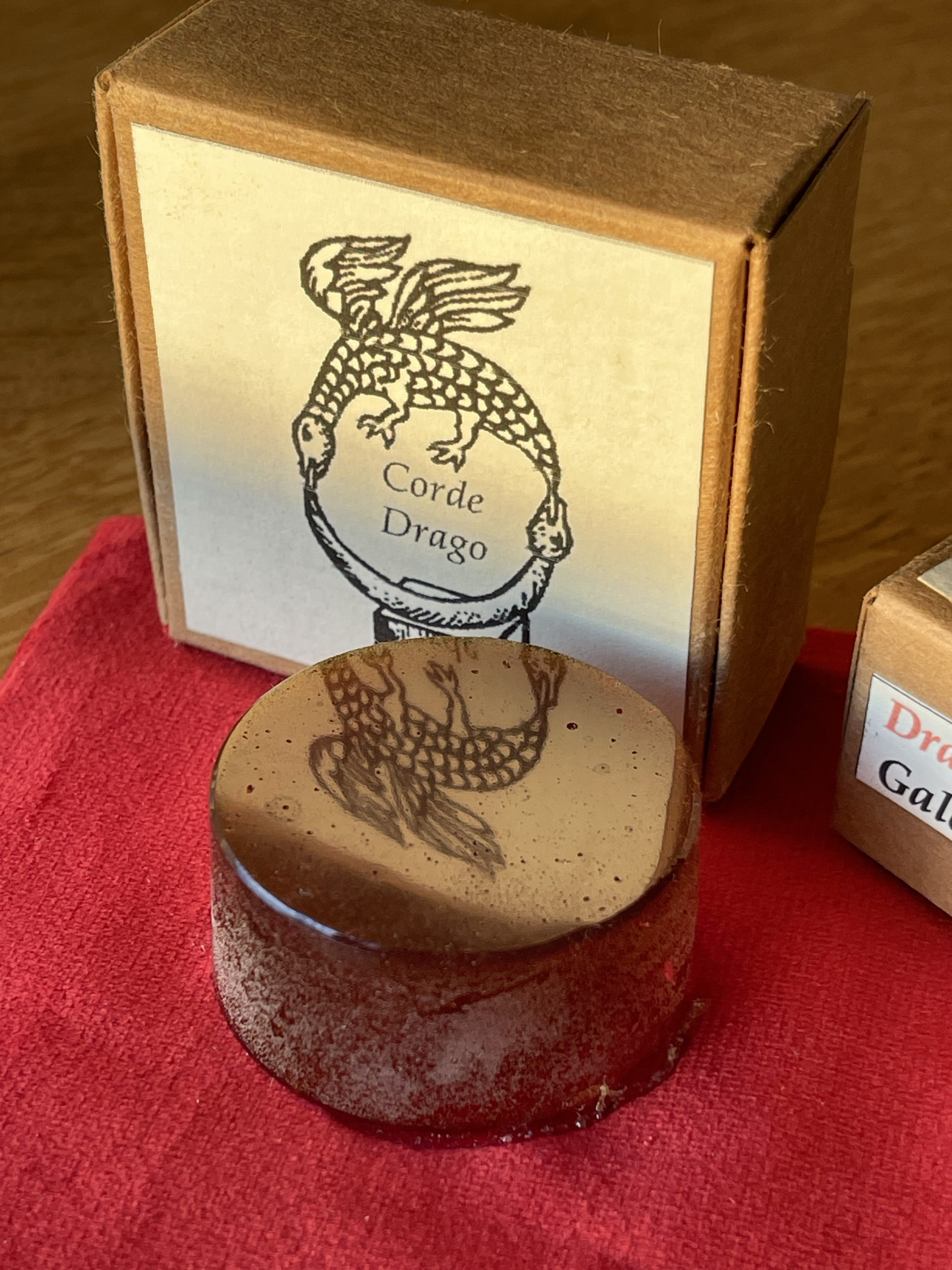 Cordedrago - Rosin / Kolophonium "Dragon's blood" – Bild 5