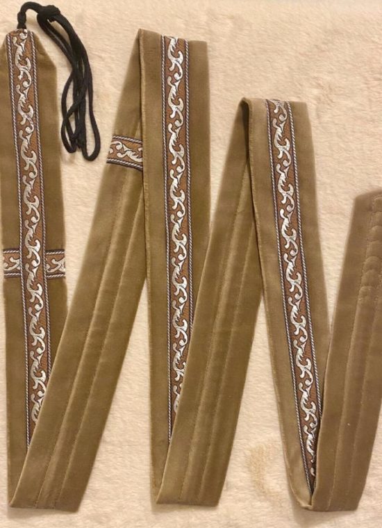 Arion Straps - for lutes, guitars / Instrumentengurt: 212-5,2-25 - beige / light brown glossy white